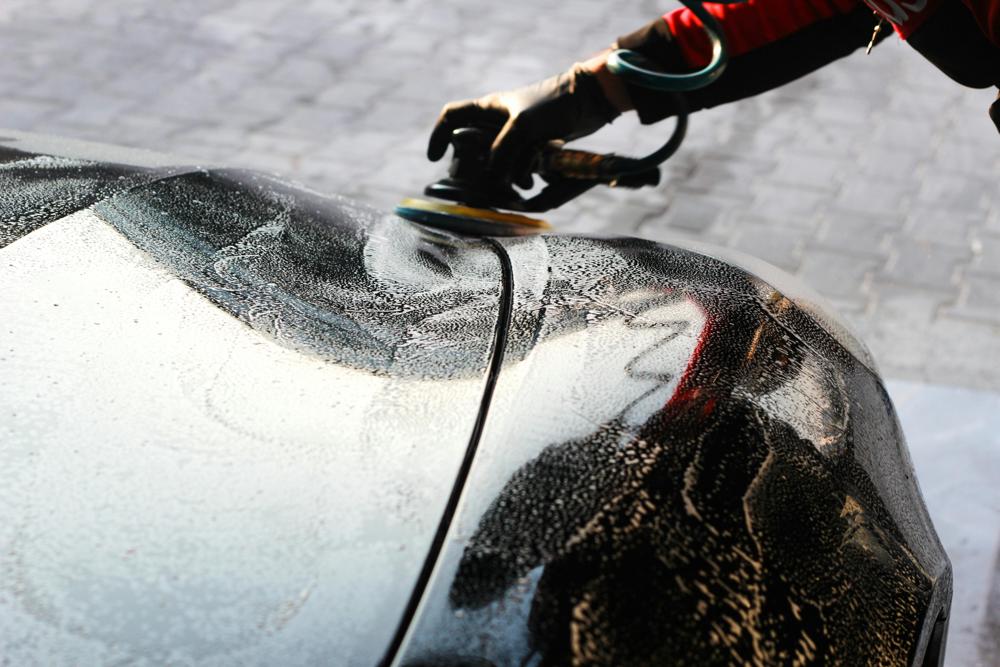 car polishing